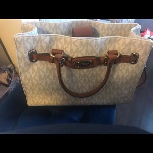 MK purse